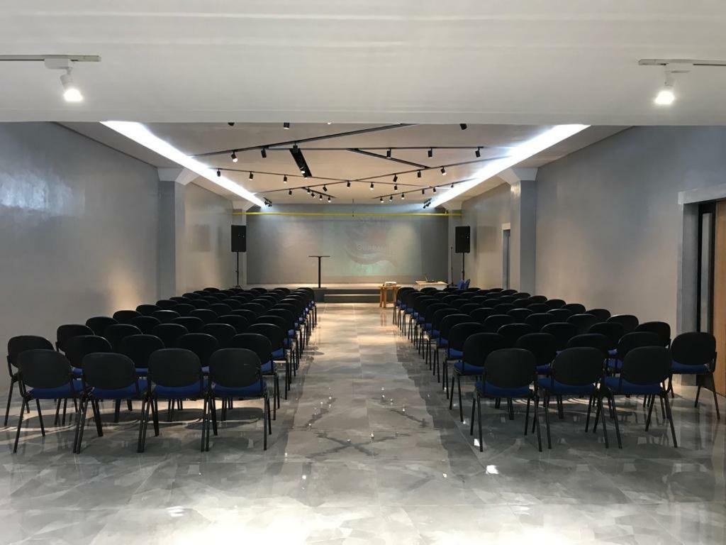 Heavenly Land Family Hotel Palembang Extérieur photo
